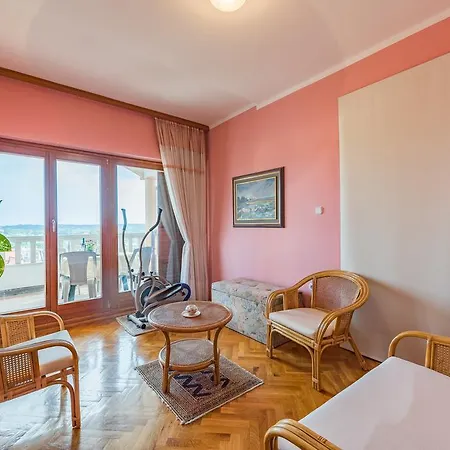 Appartamento Ivano Pola
