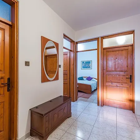 Ivano Appartamento Pola